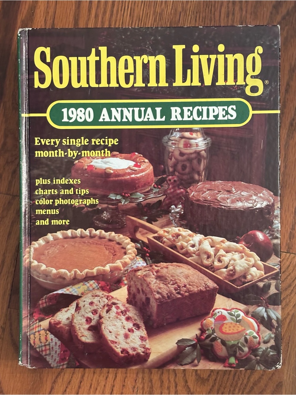 Southern Living Cookbook 1980 Annual Recipes - Brown Cover with Yellow Title